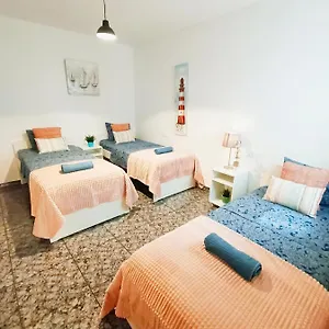  Hostal By Plaza Urquinaona España